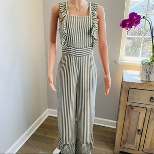 Free press jumpsuit Size Medium!